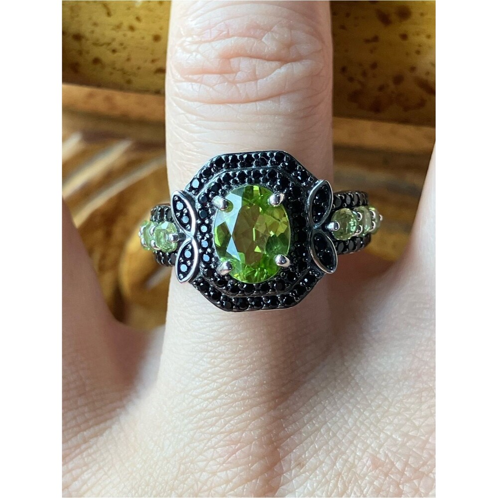 Natural Peridot Black Spinel Sterling Silver Ring Size 8